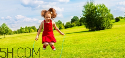 跳繩會(huì)傷膝蓋嗎？怎樣跳繩不傷膝蓋？