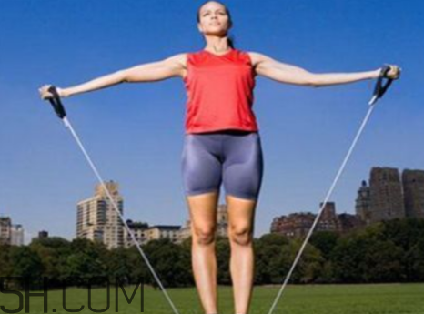 跳繩頭疼是怎么回事？跳繩有什么技巧？