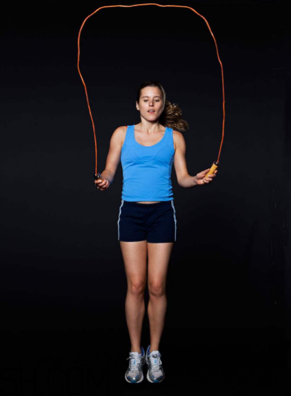 跳繩是有氧運(yùn)動(dòng)還是無氧運(yùn)動(dòng)？跳繩后小腿酸痛的原因