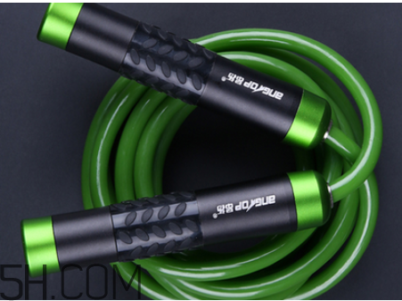 什么時(shí)候跳繩減肥效果最好？跳繩漏尿是怎么回事？