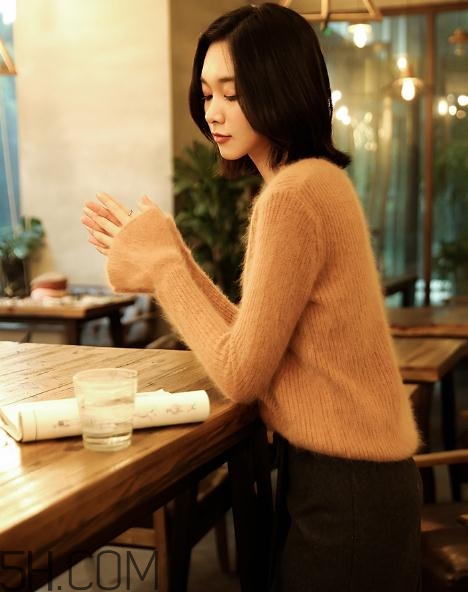 兔毛衣服縮水了怎么辦？兔毛衣服怎么在家清洗？