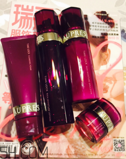 歐珀萊時(shí)光鎖緊膚霜怎么樣？適合年齡