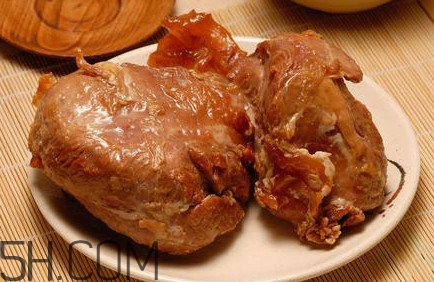 醬牛肉有點(diǎn)粘了怎么辦？醬牛肉為什么會變綠