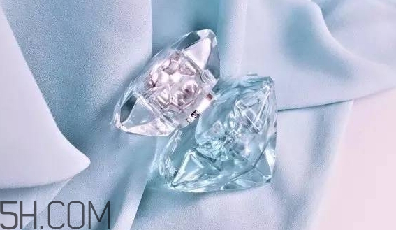 萬(wàn)寶龍lady emblem香水好聞嗎？萬(wàn)寶龍lady emblem藍(lán)鉆香水價(jià)格