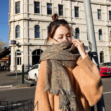 怎樣辨別貂絨毛衣真假？貂絨毛衣真假鑒別