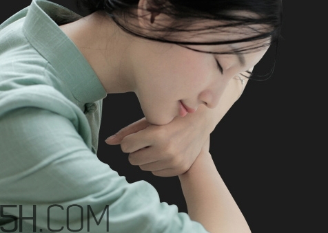 百雀羚保濕噴霧怎么用？百雀羚保濕噴霧使用心得