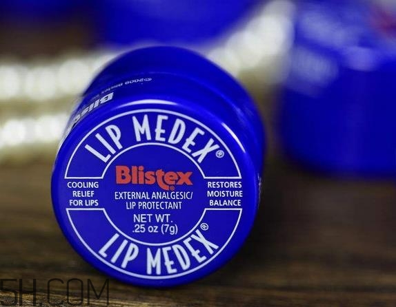 小藍(lán)罐唇膏正品多少錢？小藍(lán)罐唇膏怎么涂抹？