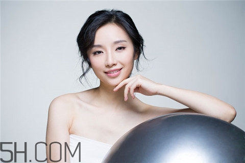 青春痘跟性有關(guān)系嗎？青春痘跟晚睡有關(guān)系嗎？