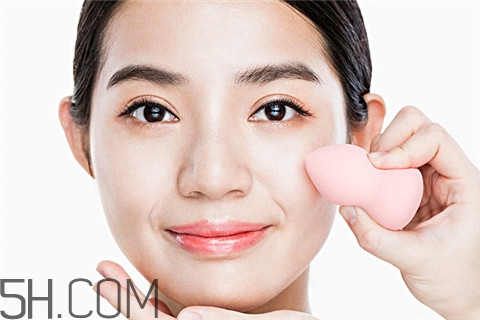 粉刺能擠嗎？粉刺能用針挑嗎？