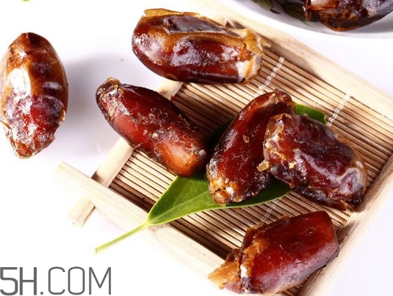 椰棗是哪里的特產(chǎn)？椰棗是棗嗎