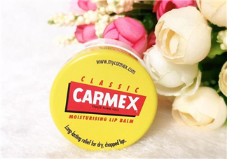 小蜜緹和小藍罐哪個好？小蜜緹唇膏多少錢？