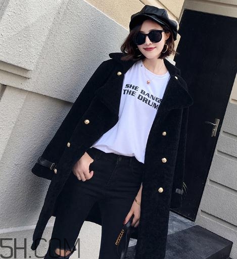 羊剪絨和羽絨服哪個(gè)好？羊剪絨大衣和羽絨服哪個(gè)保暖？