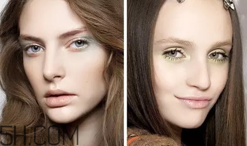 裸粉色口紅是什么顏色？裸粉色口紅試色