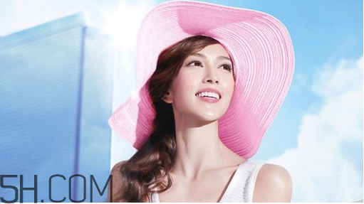 安耐曬各種顏色瓶子的區(qū)別？防曬霜可以直接涂在臉上嗎？