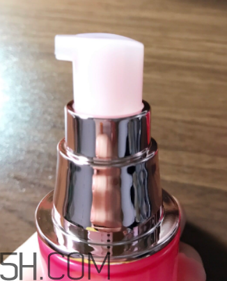 歐珀萊恒久肌底循環(huán)精華露基礎(chǔ)型適合什么年齡? 歐珀萊恒久肌底循環(huán)精華露基礎(chǔ)型適合什么年齡?