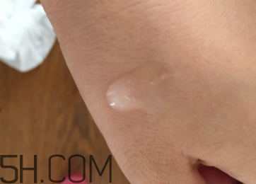 歐珀萊恒久肌底循環(huán)精華露基礎(chǔ)型適合什么年齡? 歐珀萊恒久肌底循環(huán)精華露基礎(chǔ)型適合什么年齡?