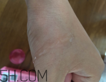 歐珀萊恒久肌底循環(huán)精華露基礎(chǔ)型適合什么年齡? 歐珀萊恒久肌底循環(huán)精華露基礎(chǔ)型適合什么年齡?