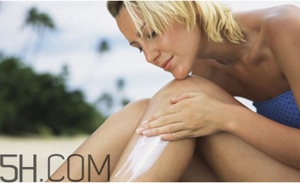 夏天防曬霜選50的還是30的？夏天防曬霜怎么涂？