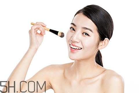 粉刺需要針清嗎？粉刺需要去角質(zhì)嗎？