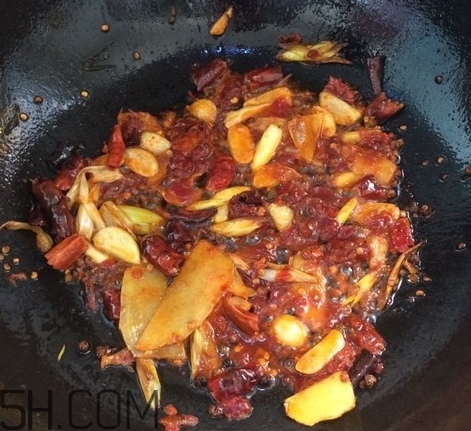 花蓋蟹和梭子蟹哪個(gè)好吃？花蓋蟹和梭子蟹區(qū)別