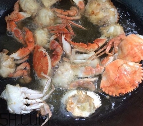 花蓋蟹和梭子蟹哪個(gè)好吃？花蓋蟹和梭子蟹區(qū)別