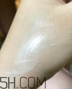 歐珀萊細致毛孔修顏露要卸妝嗎_怎么用