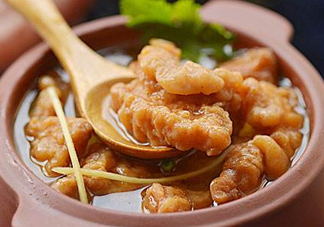 一斤肉做酥肉要放多少個(gè)雞蛋淀粉？酥肉的營(yíng)養(yǎng)價(jià)值