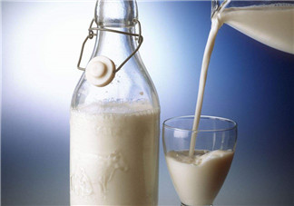 牛奶凍可以用酸奶嗎？純牛奶可以做酸奶嗎？