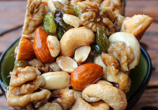 正宗的新疆切糕怎么做？切糕可以過夜嗎