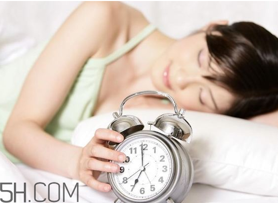 失眠的癥狀有哪些？經(jīng)常運(yùn)動(dòng)后失眠會(huì)怎樣？