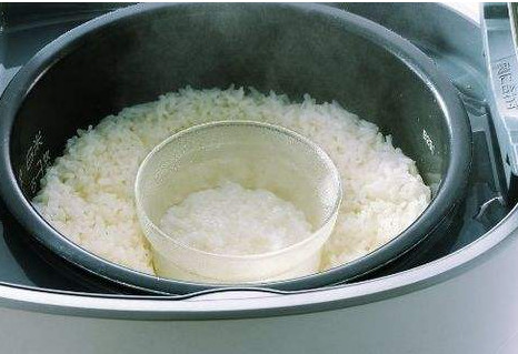 不用電飯鍋怎么煮飯？煮飯時(shí)飯和水的比例是多少