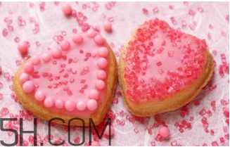 吃什么食物會(huì)導(dǎo)致失眠？睡前吃巧克力會(huì)導(dǎo)致失眠嗎？