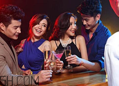 喝酒會影響記憶力嗎？喝酒會影響大腦嗎？