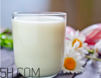 芋頭和牛奶怎么吃最好？過期的牛奶有什么用？