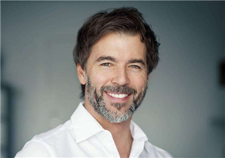 尿頻可以爬山嗎？尿頻可以多喝水嗎？