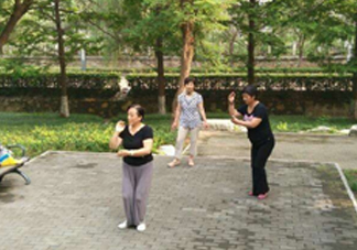 八段錦能治什么?。刻珮O拳八段錦五禽戲哪一種最好