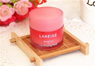 蘭芝唇膜哪個味道好聞？蘭芝唇膜哪個顏色好用？