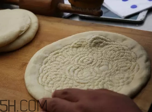 新疆的馕吃了長(zhǎng)胖嗎？馕是怎么做的