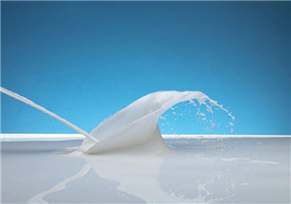 純牛奶和酸奶哪個(gè)好？純牛奶做酸奶的方法