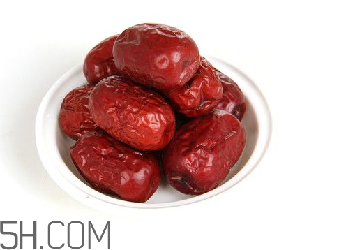 灰棗可以泡酒嗎 灰棗可以直接吃嗎 灰棗可以泡酒嗎 灰棗可以直接吃嗎