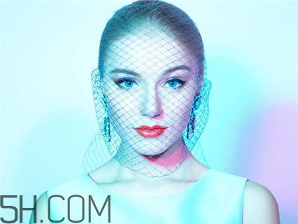 隆胸可以看出來嗎？隆胸可以懷孕生孩子嗎？