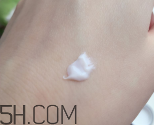 蘭蔻新塑顏修護眼霜產(chǎn)品評測_使用方法 蘭蔻新塑顏修護眼霜產(chǎn)品評測_使用方法