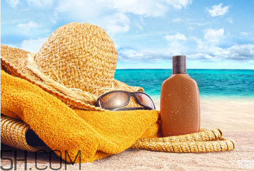 防曬霜開封后第二年還能用嗎？防曬霜使用注意事項