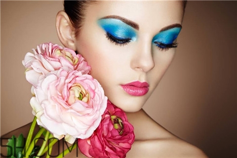 隆胸和真胸的區(qū)別 隆胸和真胸手感怎么樣？