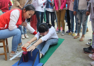 坐位體前屈可以長(zhǎng)高嗎？坐位體前屈成績(jī)?nèi)绾慰焖偬嵘?><p><strong>坐位體前屈可以長(zhǎng)高嗎？坐位體前屈成績(jī)?nèi)绾慰焖偬嵘?/strong></p></a></li> <li><a href=