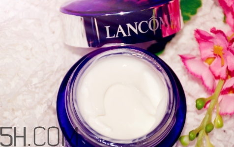 蘭蔻晚霜適合什么年齡的女孩用？蘭蔻晚霜適合什么年齡