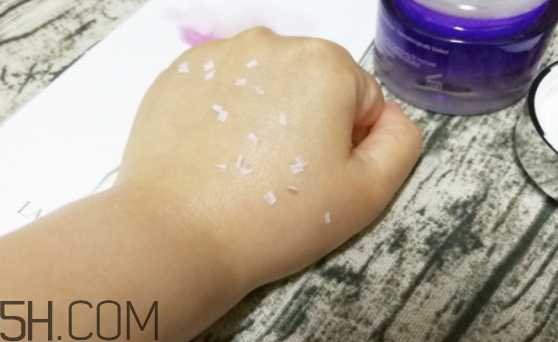 蘭蔻晚霜適合什么膚質(zhì)？蘭蔻晚霜適合敏感肌嗎？