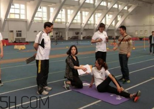 坐位體前屈是什么？坐位體前屈高效訓(xùn)練方法