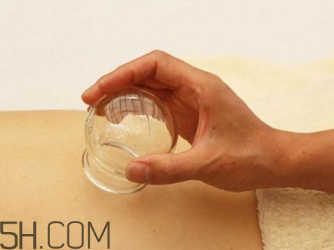 關(guān)節(jié)炎可以拔火罐嗎？關(guān)節(jié)炎拔罐管用嗎？