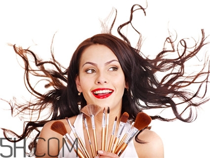 烤瓷牙對身體有害嗎？烤瓷牙對人體的危害？